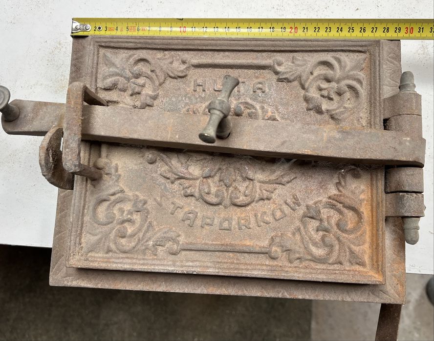 Drzwiczki żeliwne do pieca