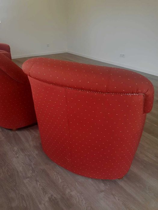 Conjunto de sofá cama + poltronas