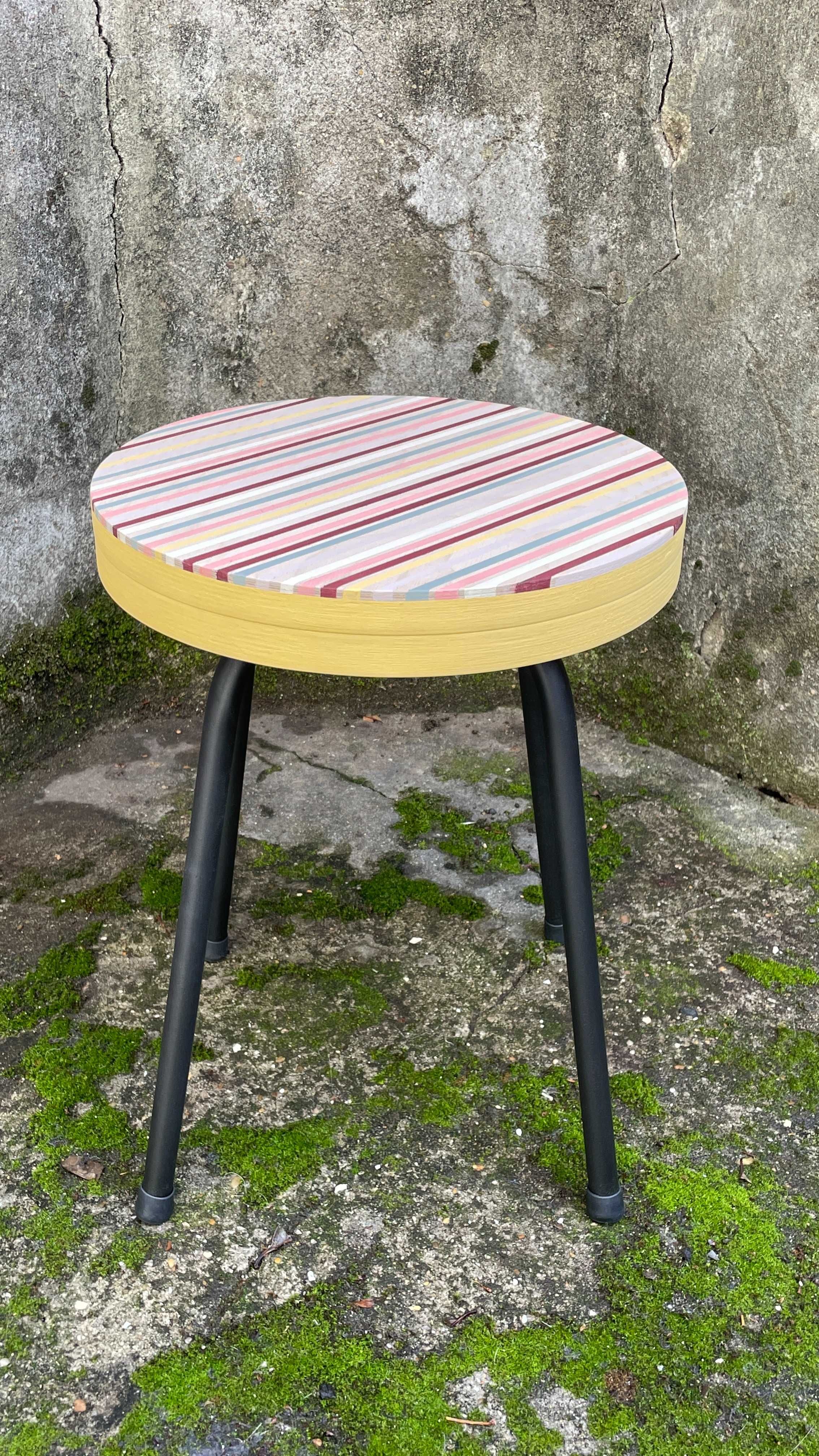 Banco/Mesinha/Mesa