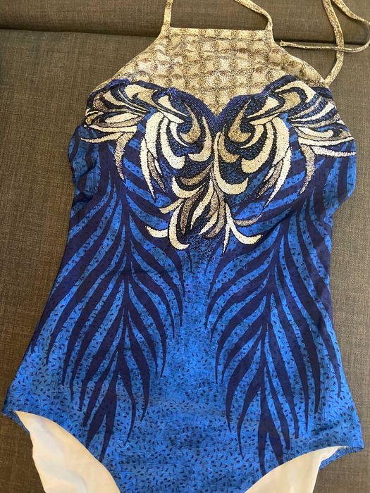 Фирменный купальник