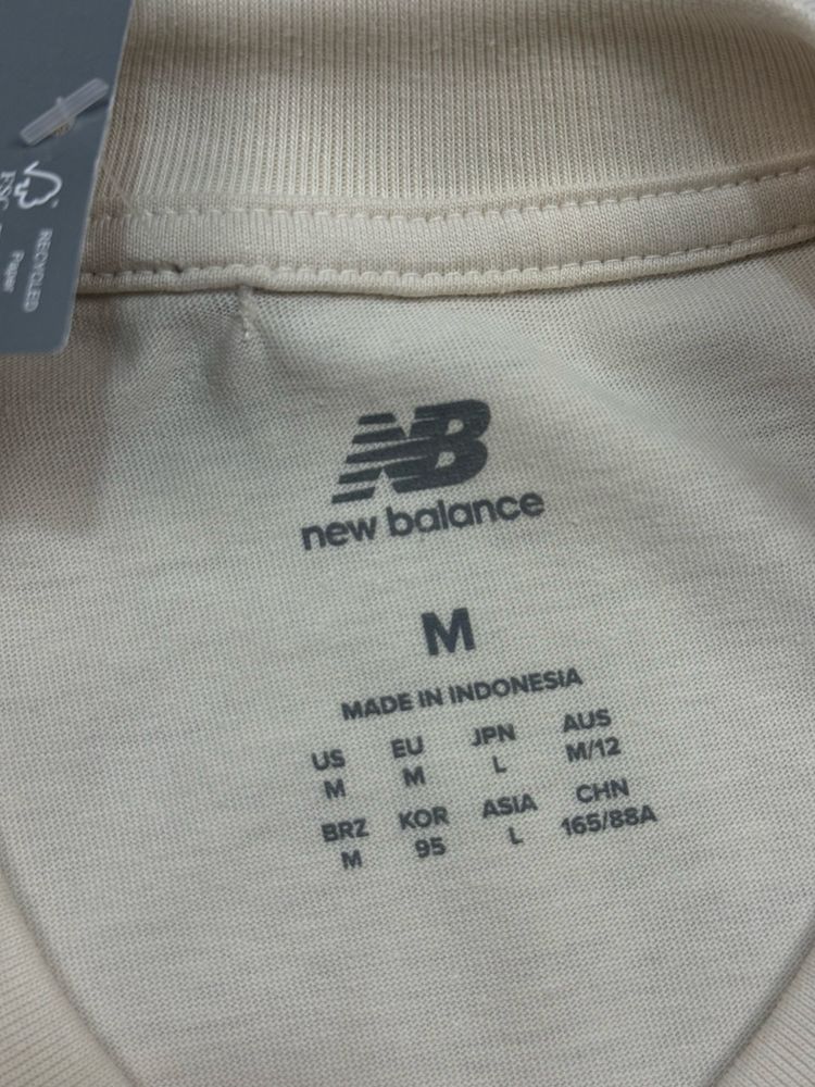 Футболка New Balance