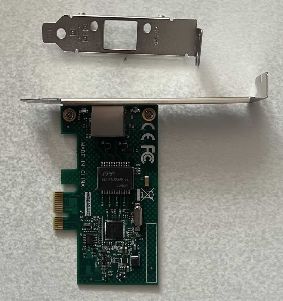 Intel T211 PCIe karta sieciowa Gigabit Ethernet RJ-45