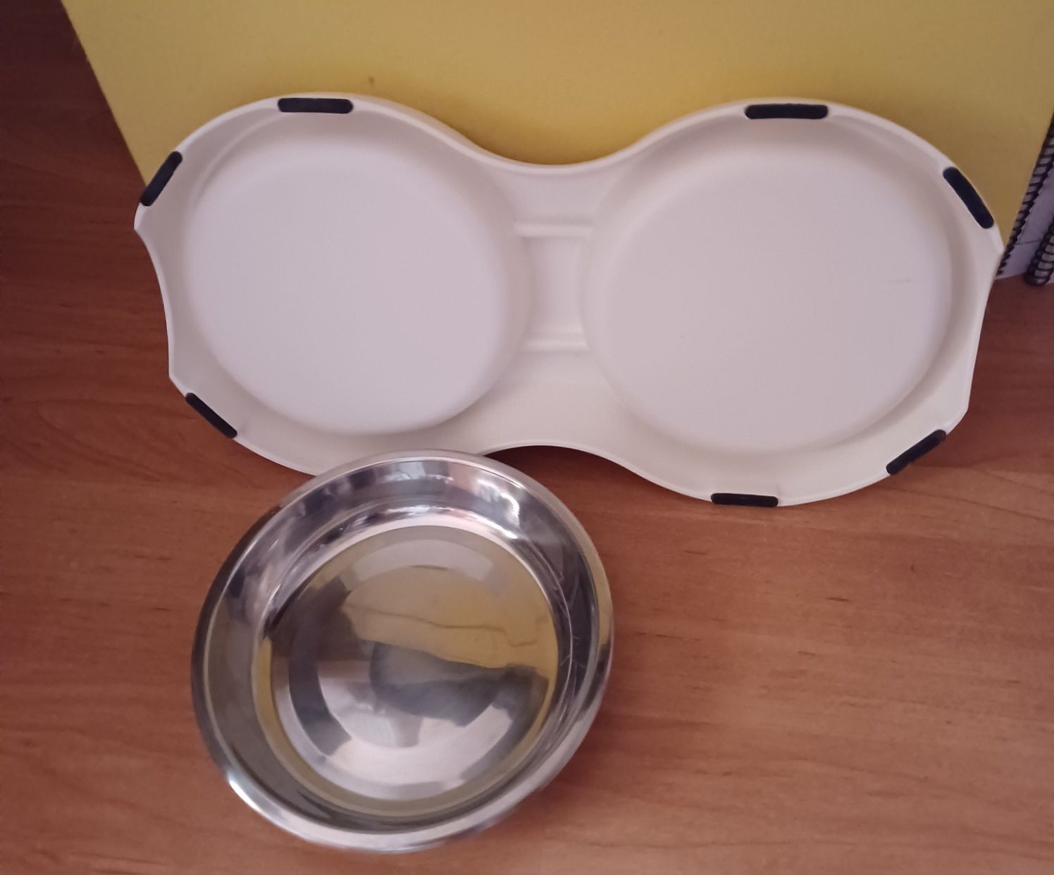 Comedouro duplo para gatos