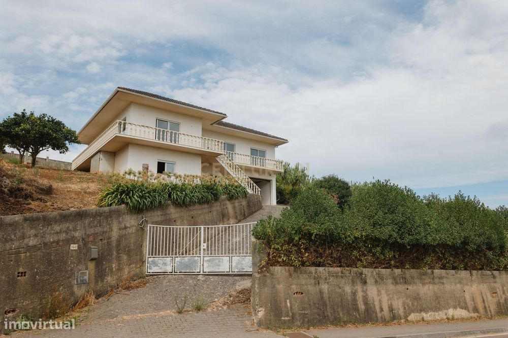 Moradia T3 nos Andreus - Leiria | 4370 m2 de terreno