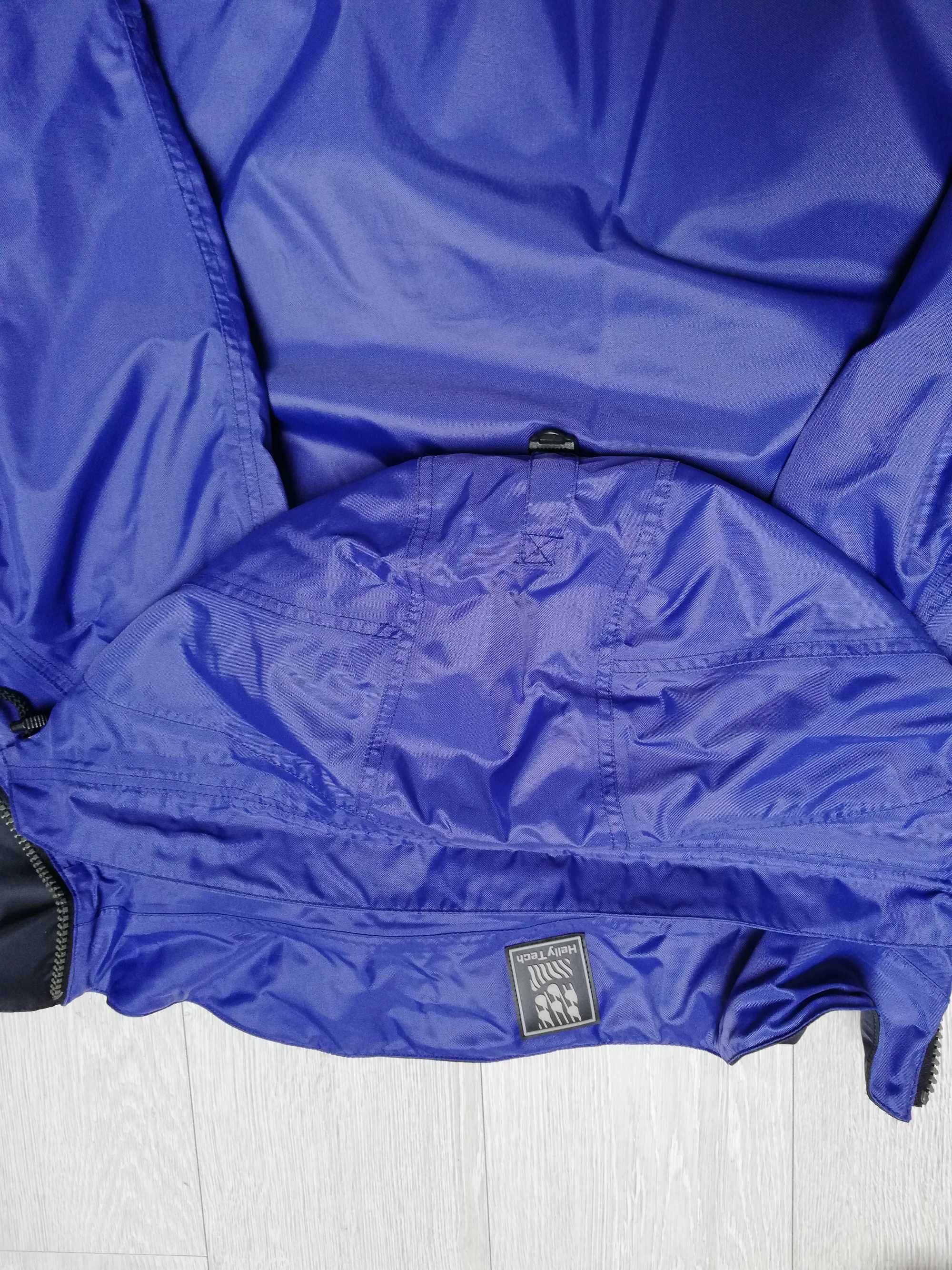 Płaszcz Helly hansen L przeciwdeszczowy  męski Stan bdb