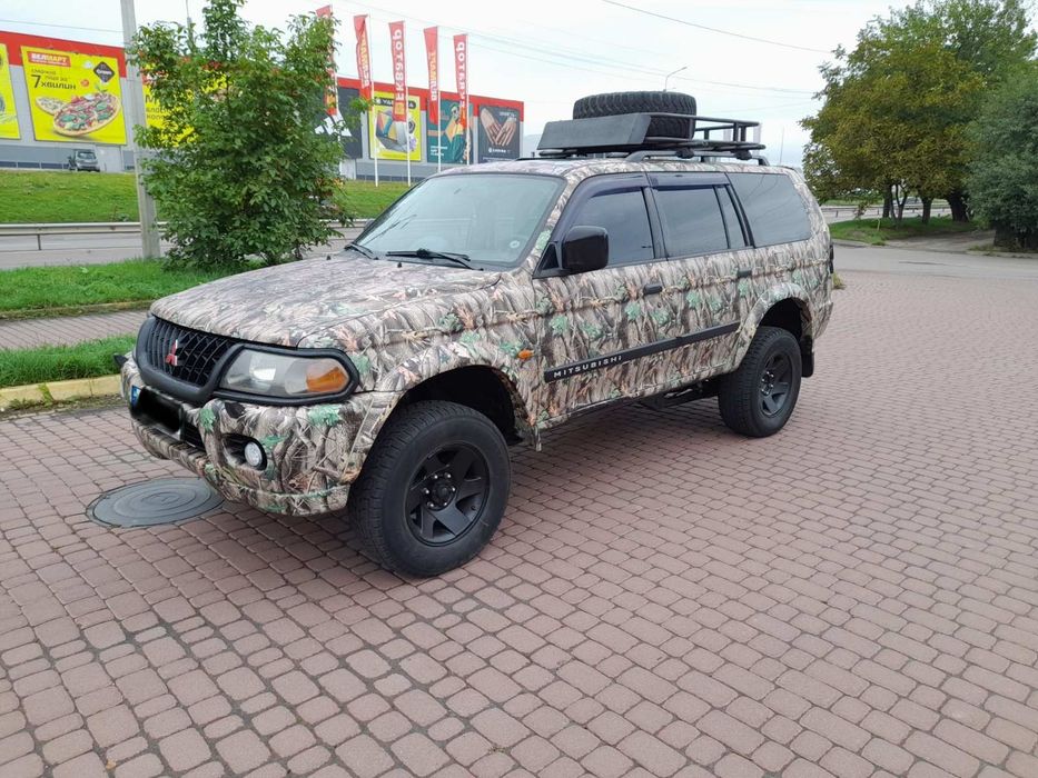 Mitsubishi Sport Обмін