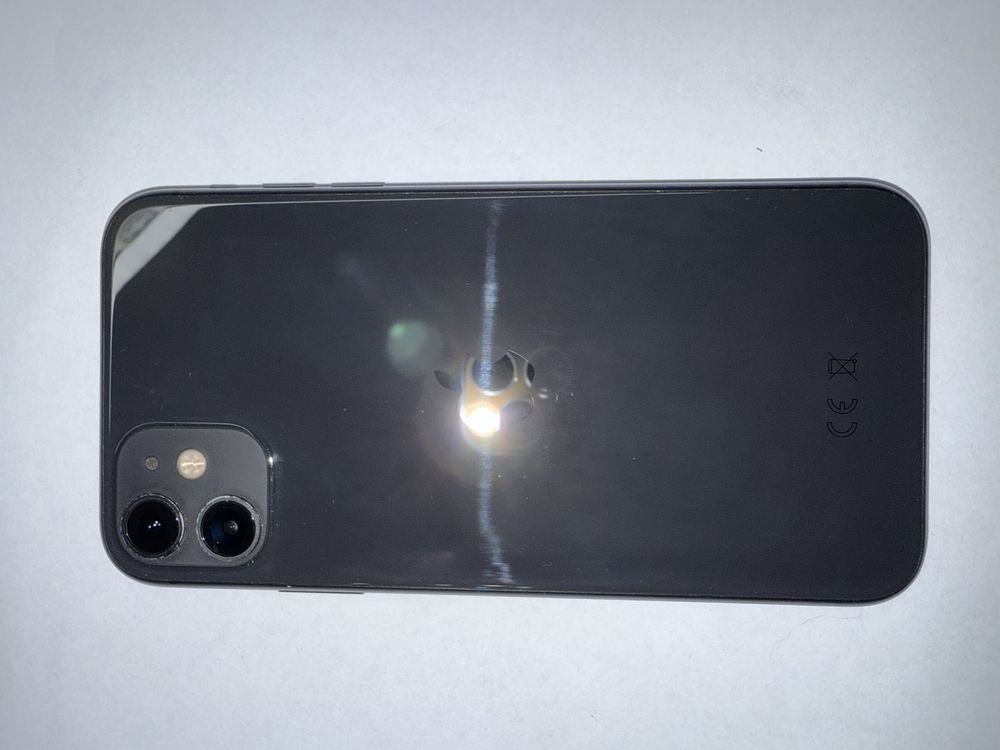 Продам задню кришку,модуль камер,Iphone 11