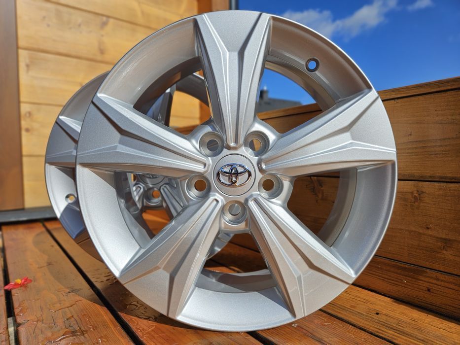 Toyota C-HR 17 OEM Avensis Yaris Cross felgi CHR Nowe Oryginalne