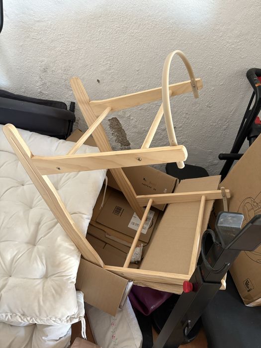 Suporte alcofa bebé