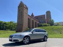 Volvo v70 2.0 d doinwestowane mozliwa zamiana na cos nowszego.