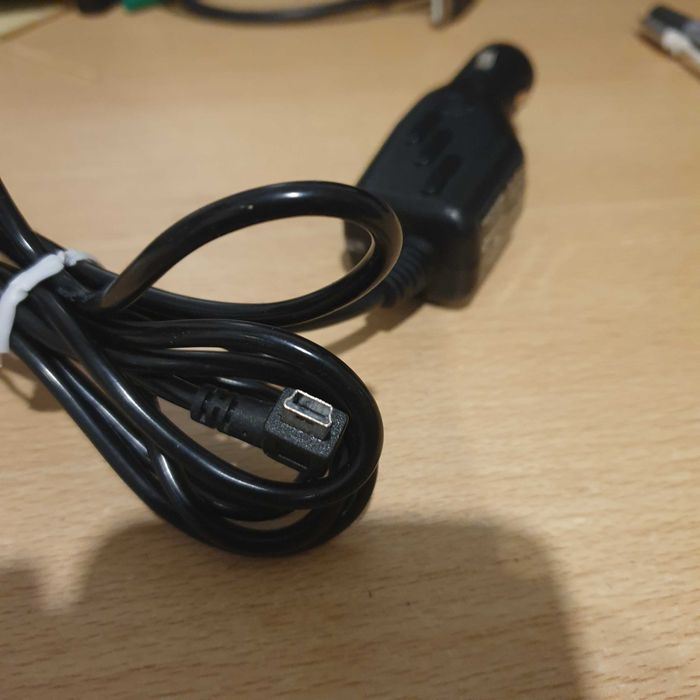 carregador pra GPS tom tom 5V 2A original, novo