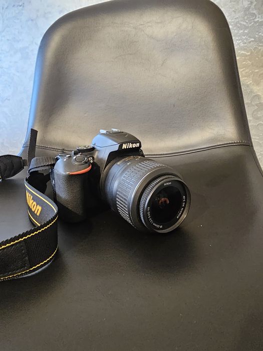 Фотоапарат Nikon d 5600 + сумка і доп. батарейка
