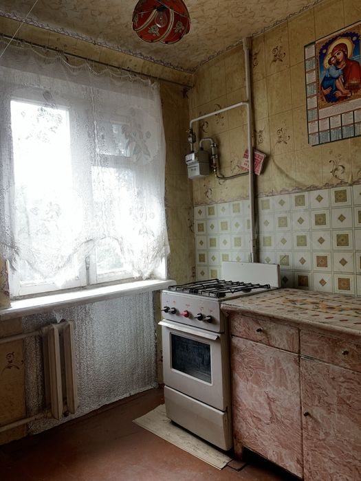 Югок/Продаж 2-к квартири біля парку