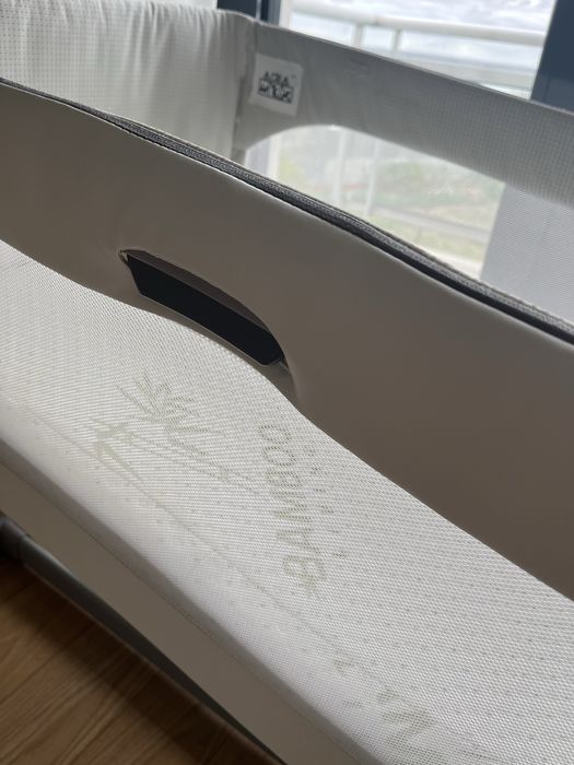 Berço Next to me Magic da Chicco com colchao Bamboo Living