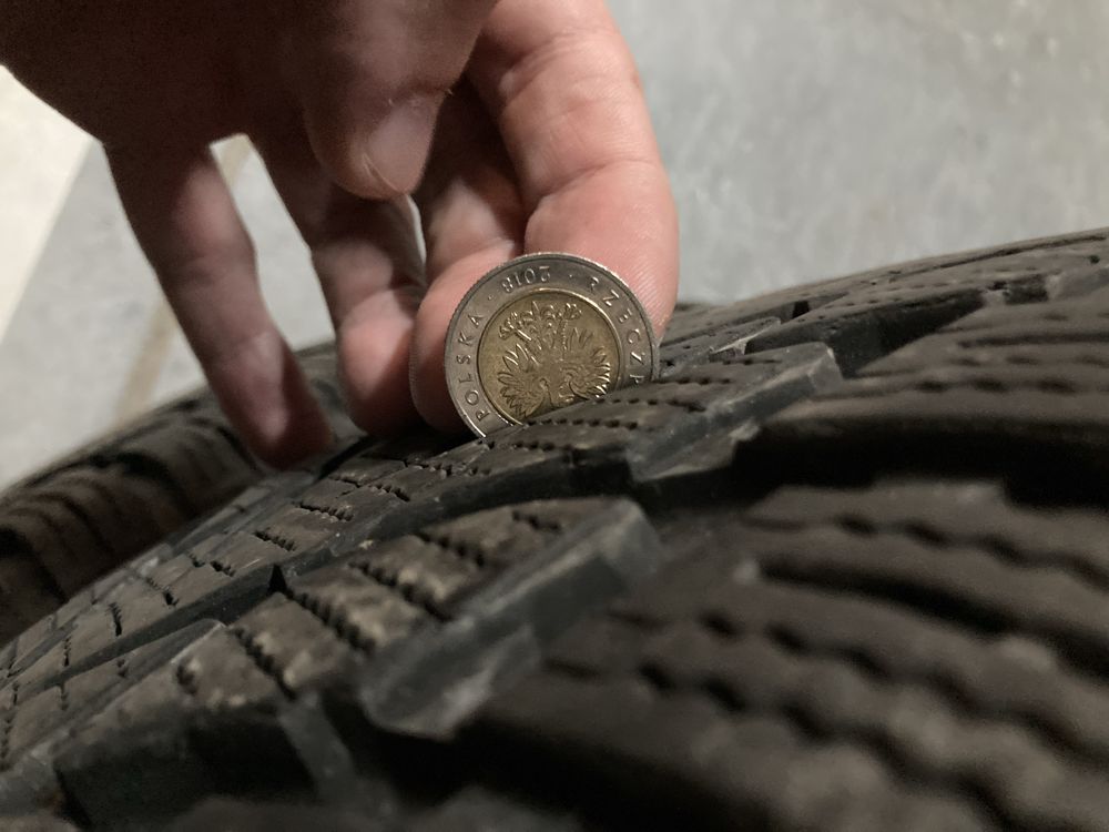 Opony Nokian WR SUV4 225/55 R 19