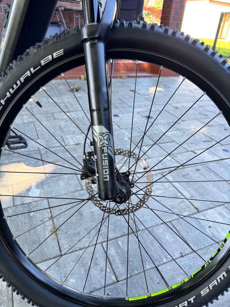 Cube Reaction Hybrid Pro 625
