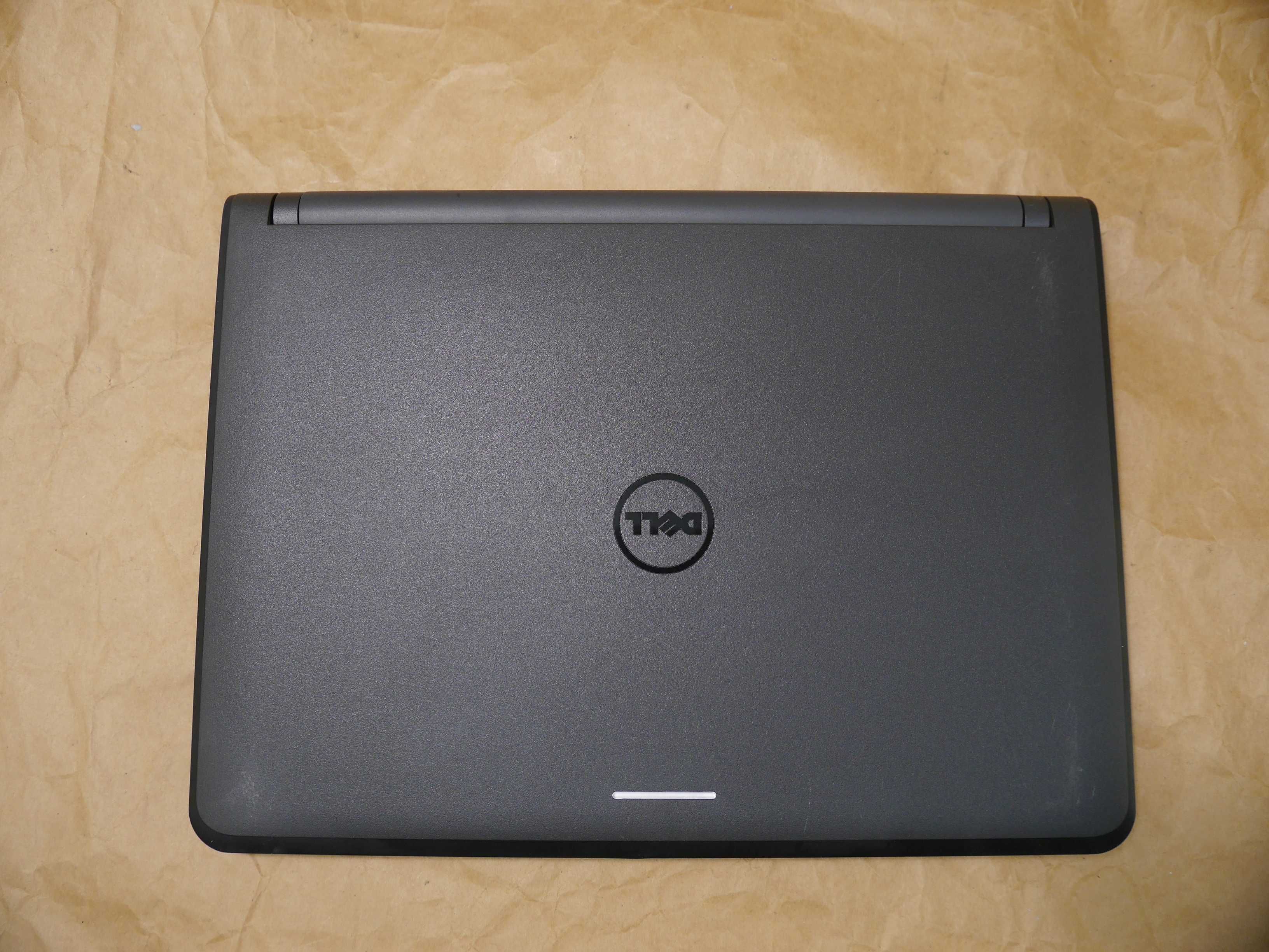 Сенсорный ноутбук Dell Latitude 3350 i3-5005U/8GB /SSD 128GB/13.3" HD