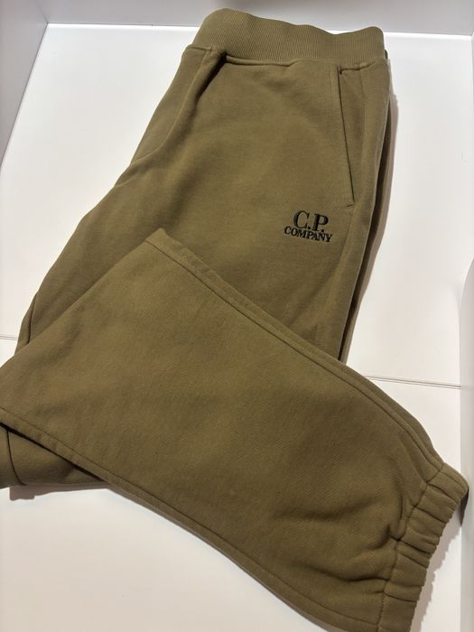 Продам штани C.P. Company