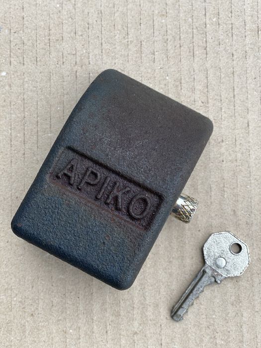 Замок навісний   .