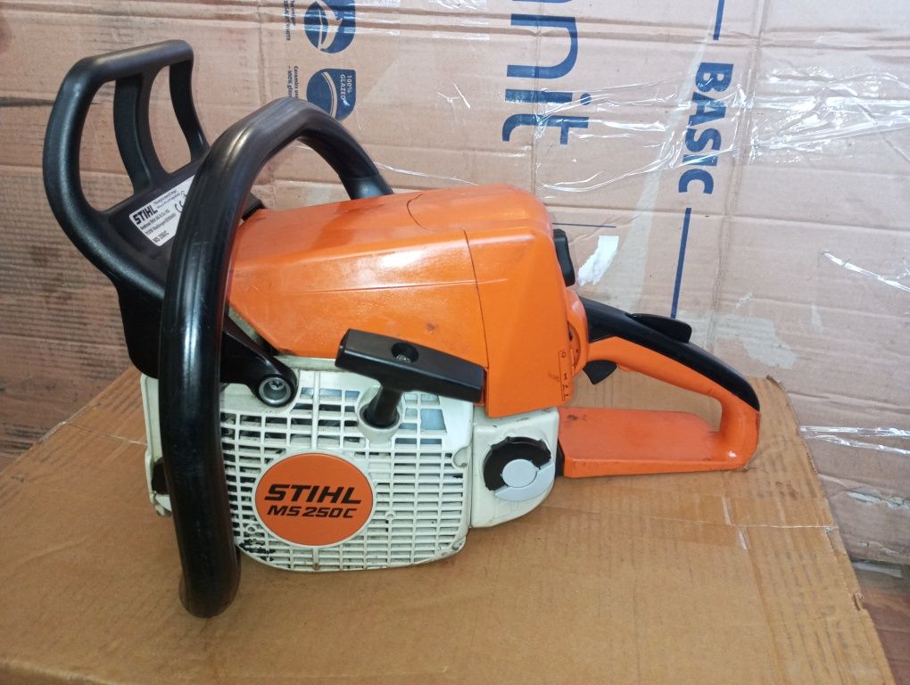 Продам бензопила штиль Stihl 250