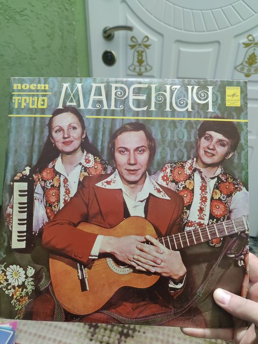 Вінілові пластини.