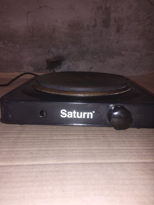 Плита Saturn справна