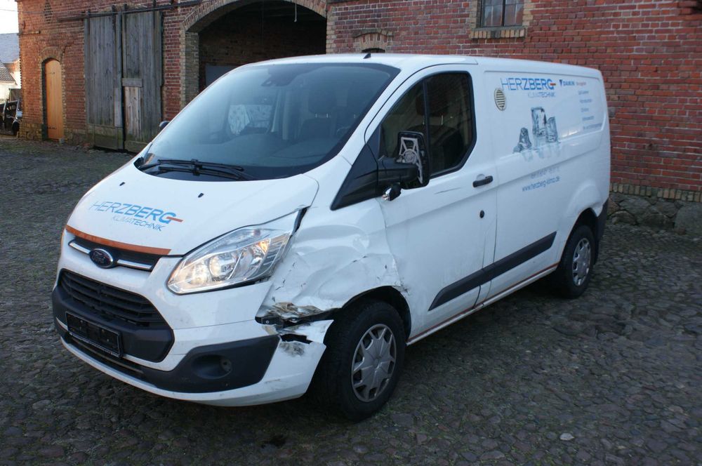 Ford Transit Custom 2.0 TDCi 131KM Klimatyzacja Kamera Tempomat Hak