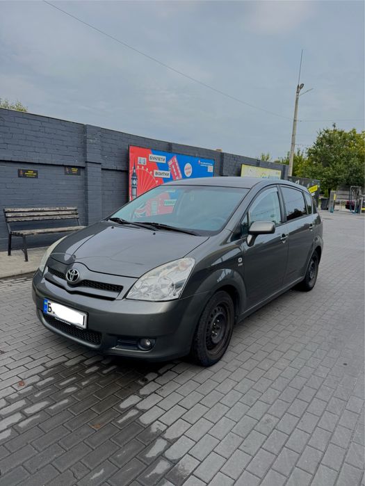 Toyota Corolla Verso 2005 1,8бензин