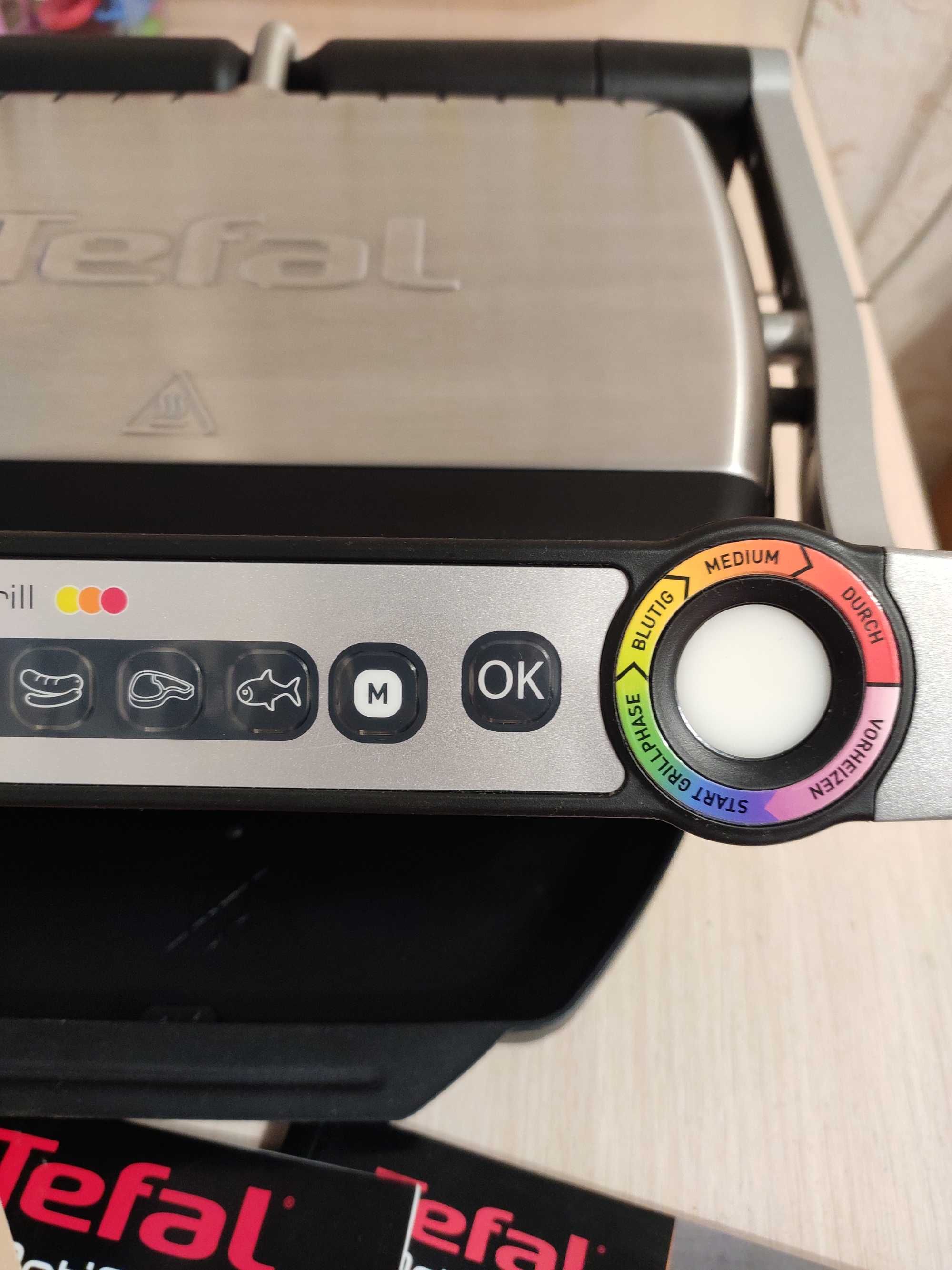 Tefal OptiGrill GC702D электрический, прижимной гриль