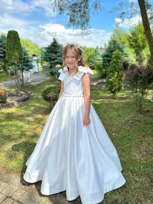 Плаття нарядне пишне