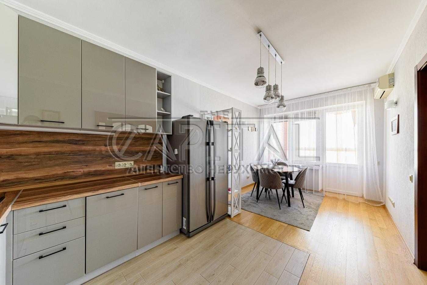 Продаж квартири вул. Панаса Мирного, 28а
