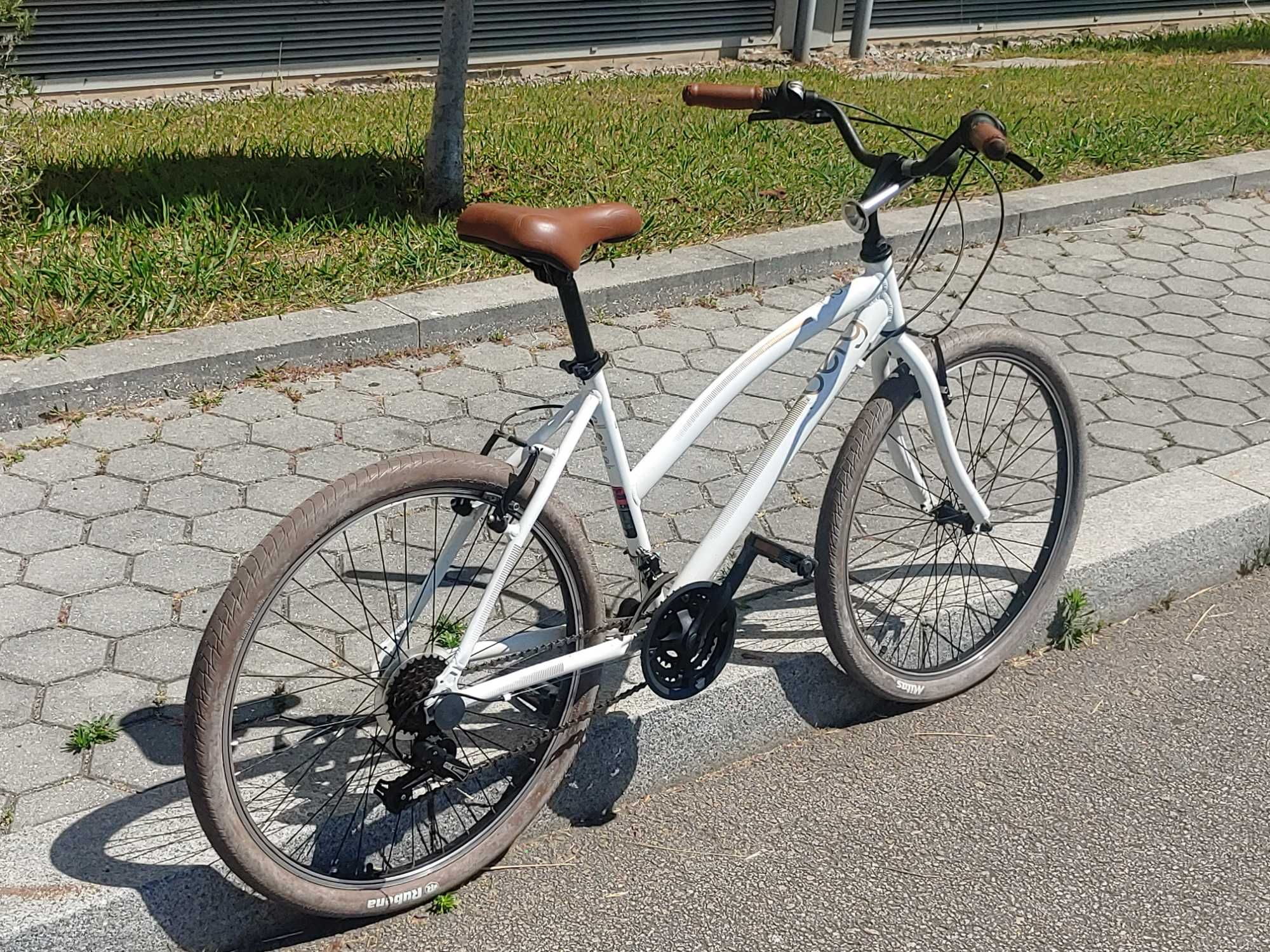 Bicicleta urbana 26" BERG Park Crosstown P