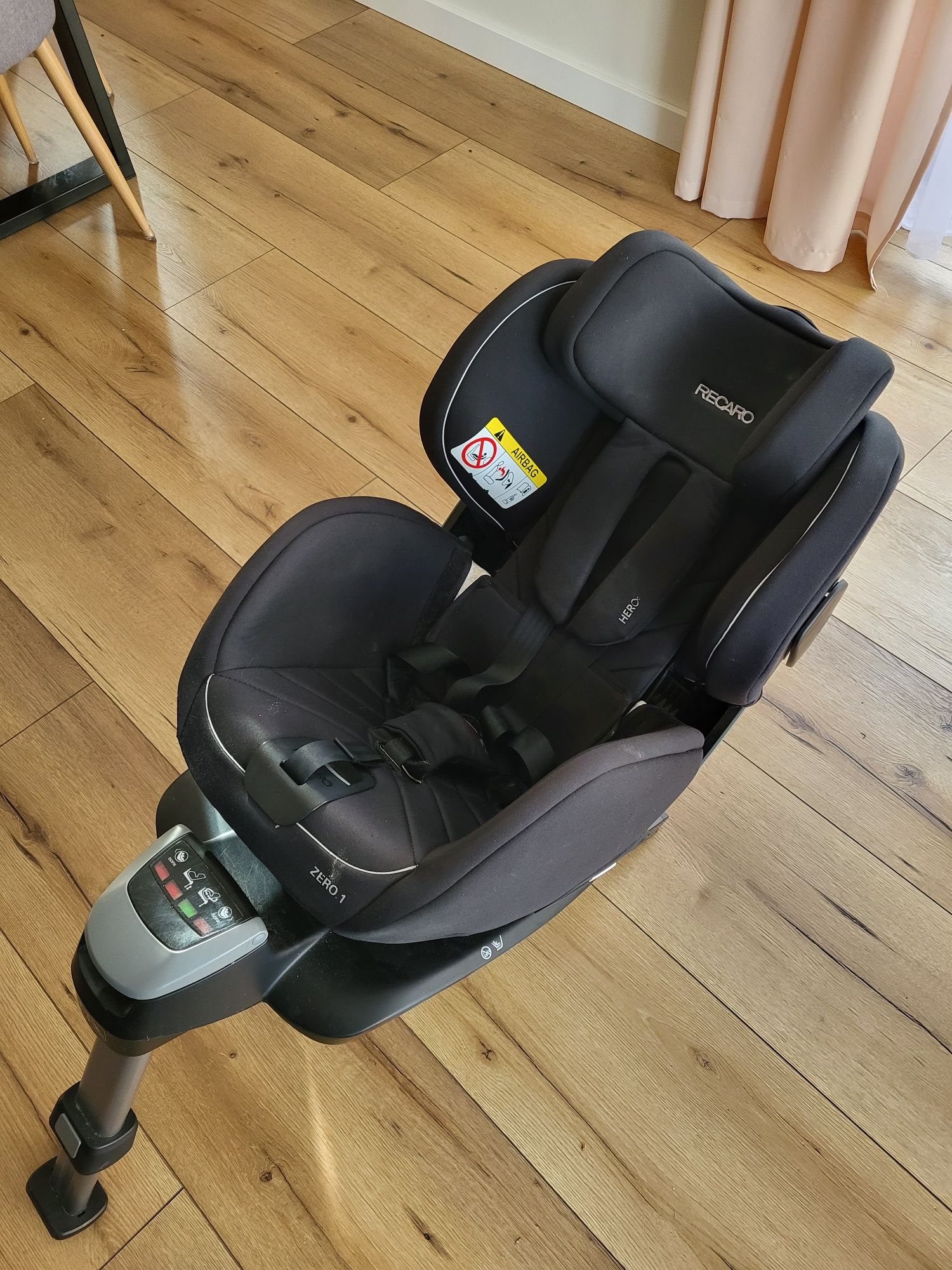 Fotelik Recaro Zero 1 obrotowy