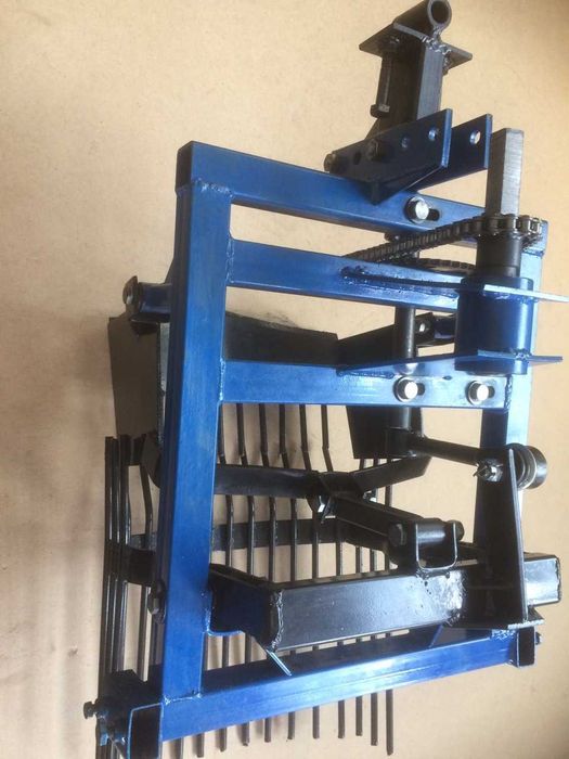 Копалка мотоблочна Трясучка мототракторна