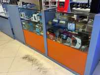 Balcão de loja c/Vitrine + 3 modulos