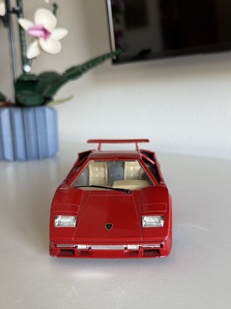 Lamborghini Countach (1988) Car Model