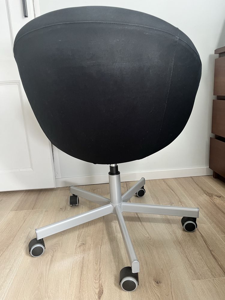 Fotel obrotowy Ikea Skruvsta