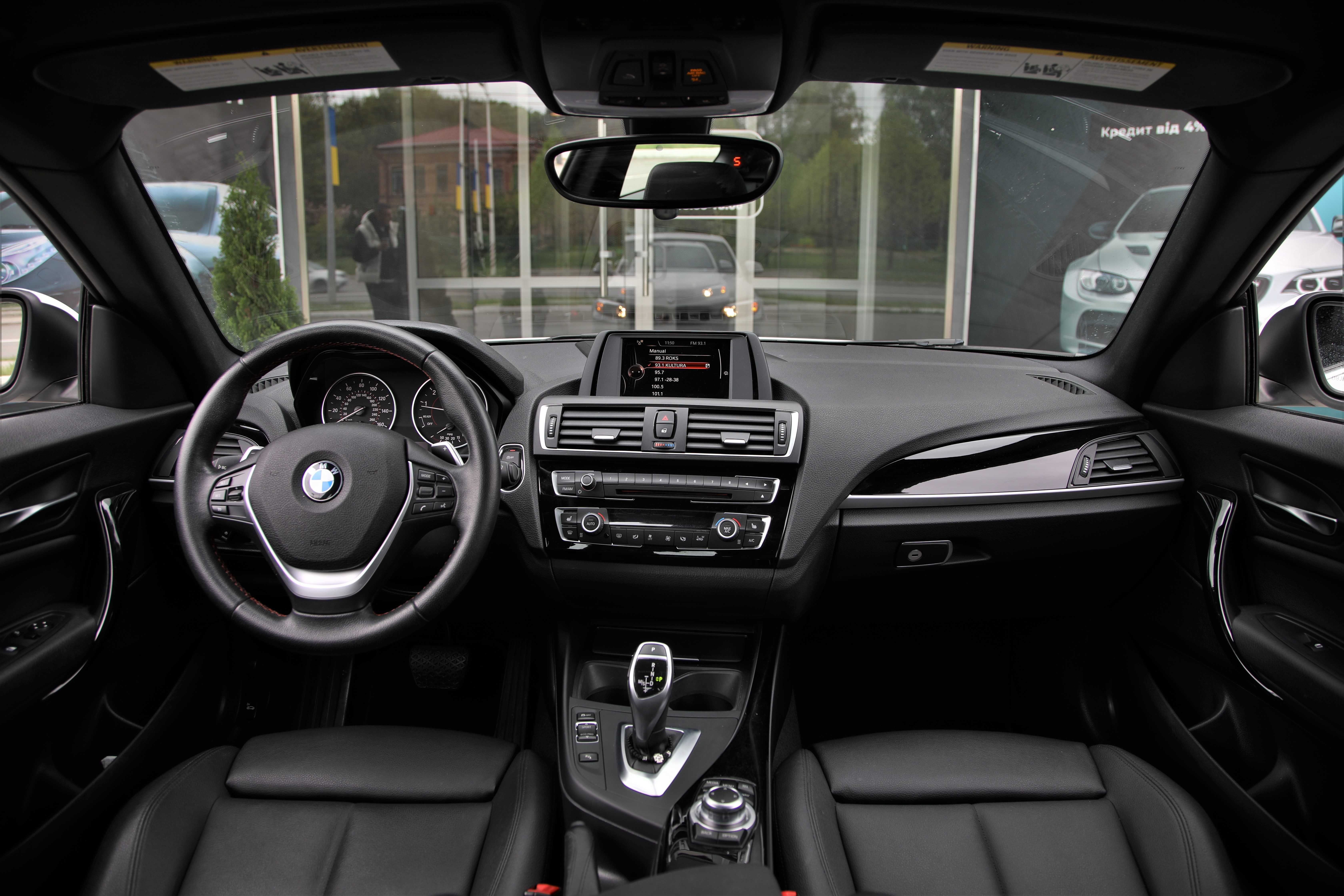 BMW 228i 2016 року