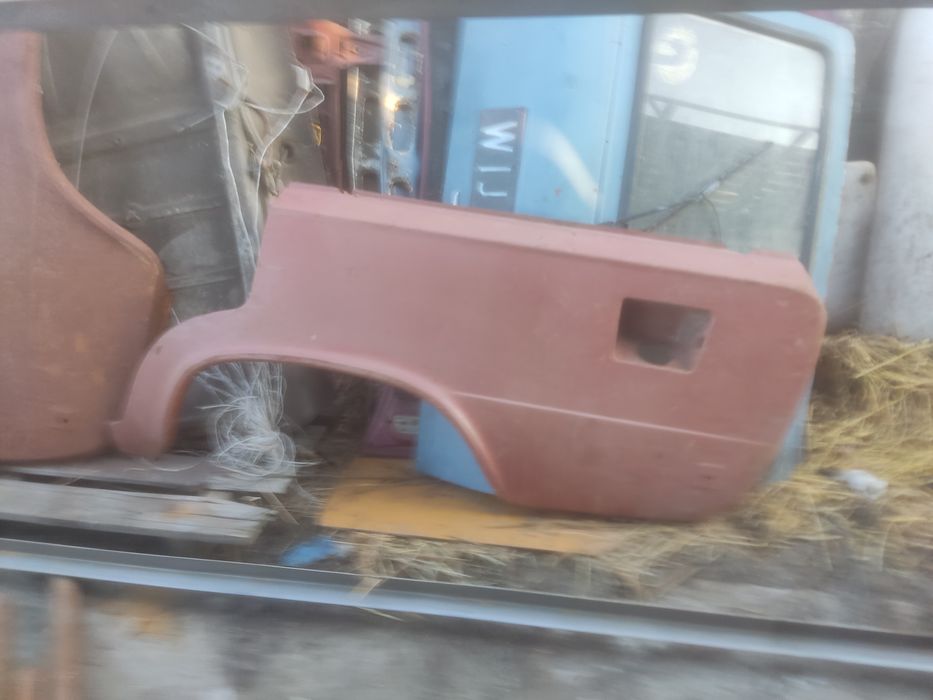 Błotnik lewy tył fiat 125P kombi/pickup NOWY