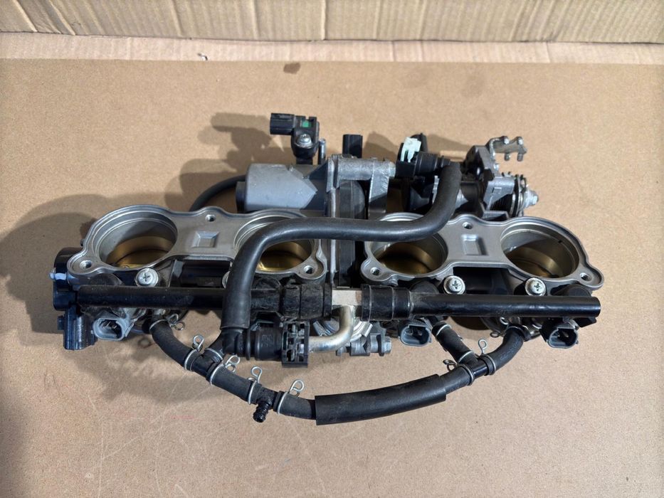 Yamaha MT10 MT-10 Przepustnice Wyryski Czujnik Położenia TPS Listwa