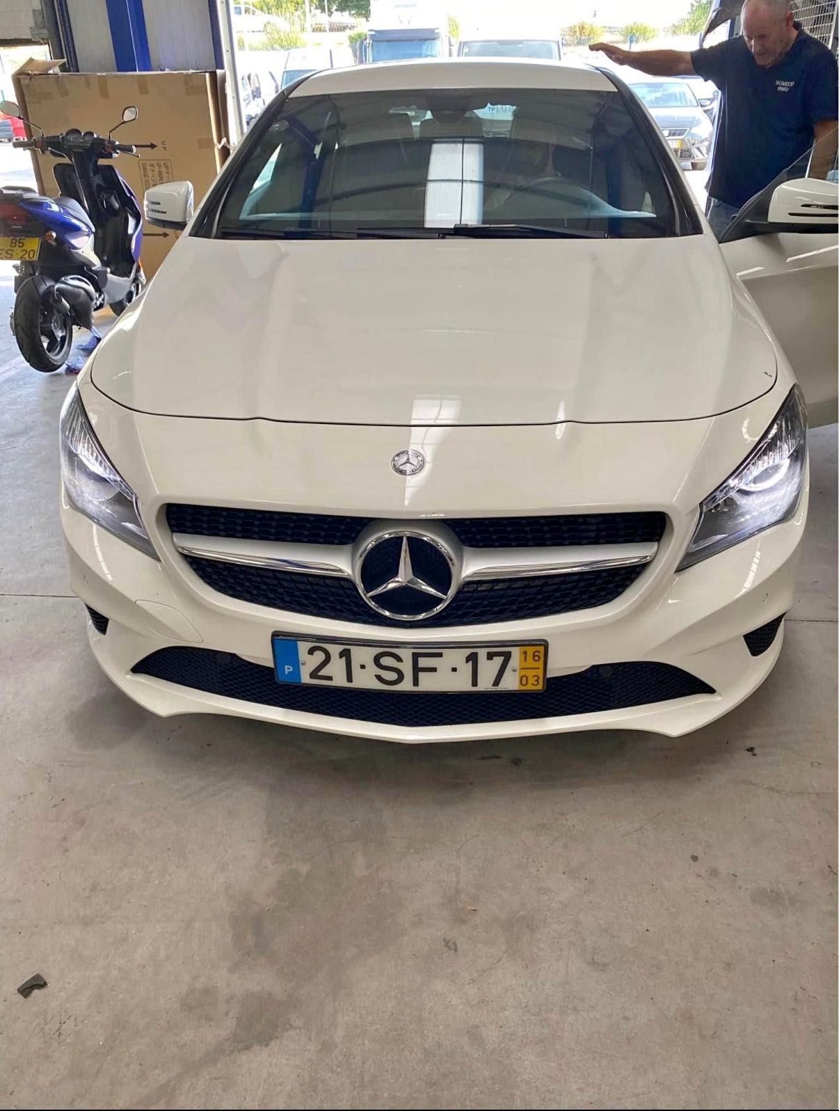 Mercedes cla 180d shooting 90.000 kilometros