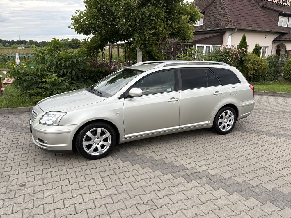Toyota Avensis 2.0 kombi 2003r xenon CHECK SONDY