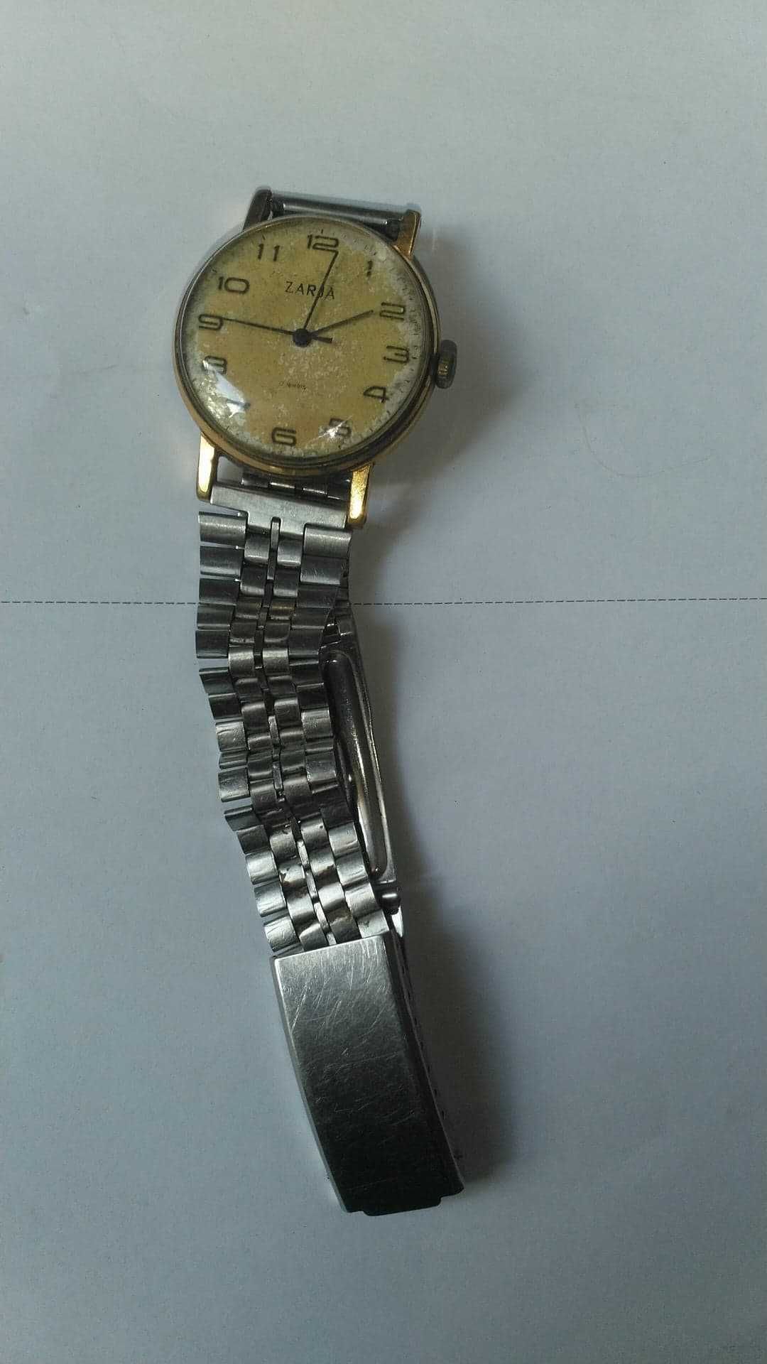 Radziecki zegarek na rękę Zaria 17 jewels