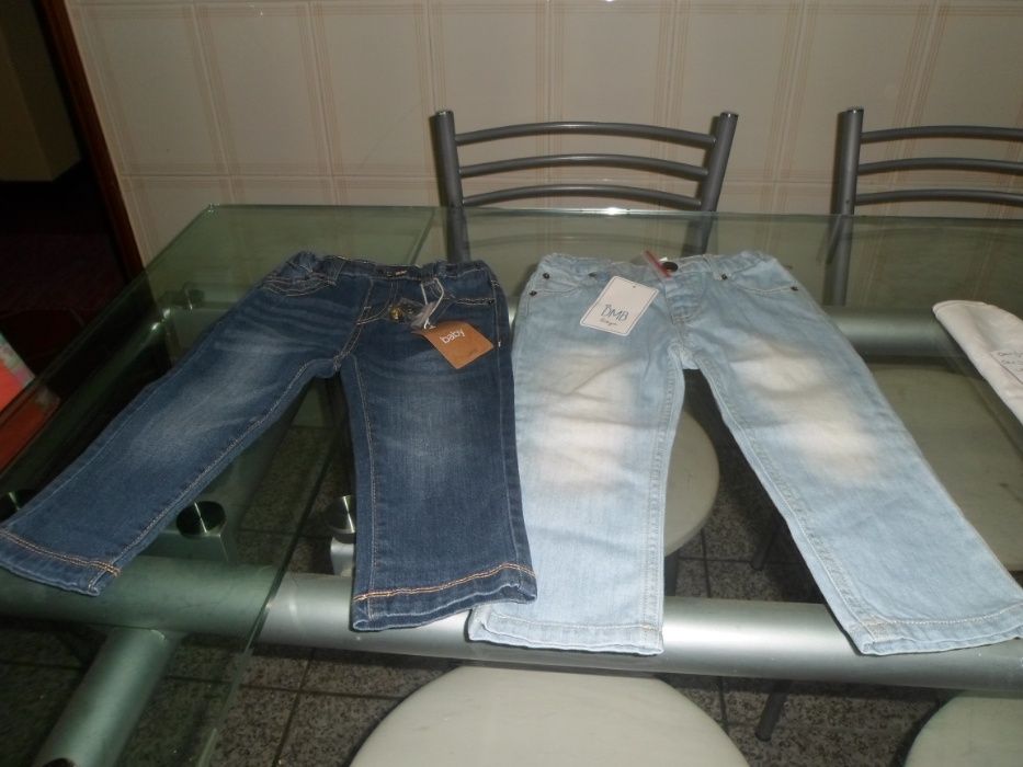 2 pares de calças de ganga novas com etiqueta