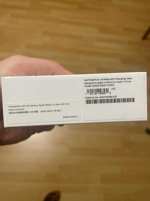 Робочий кейс до навушників Apple Airpods 2 з непрацюючими навушниками