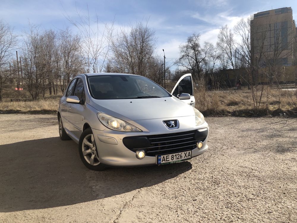 Продам Пежо 2008