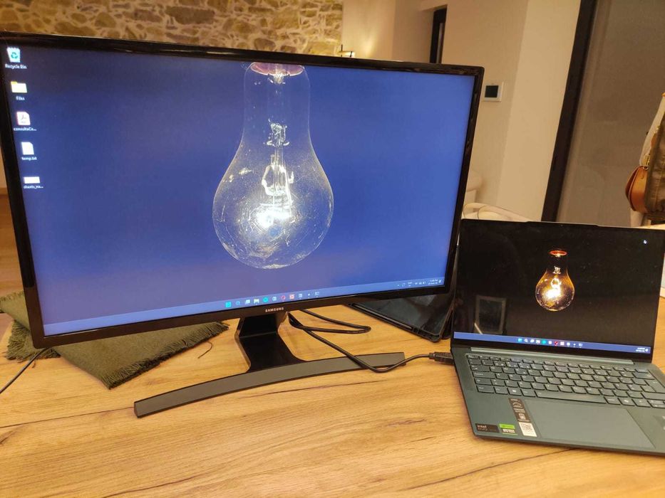 Monitor Curvo Samsung  27'' S27E510C