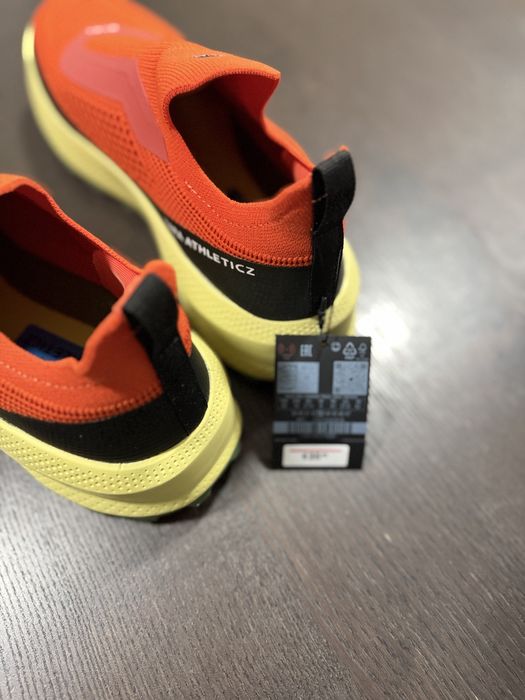 Sapatilhas de corrida sem atacadores novas