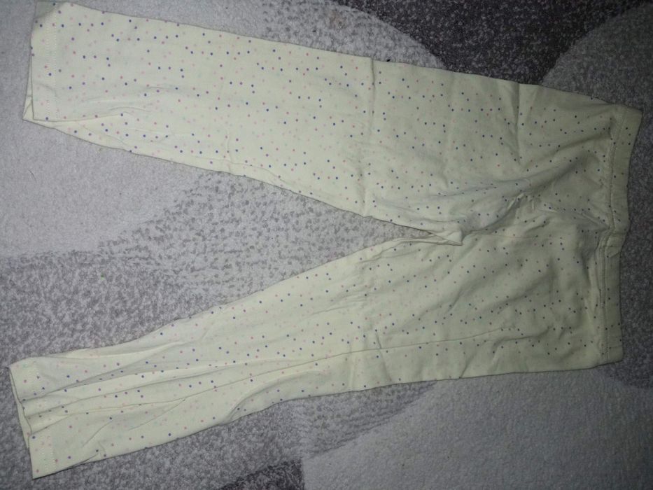 Żółte legginsy do kolan w kolorowe kropki, bawełniane r. 134, 134-140