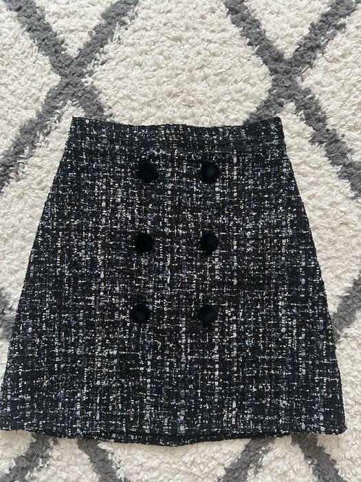 Тепла твідова спідниця